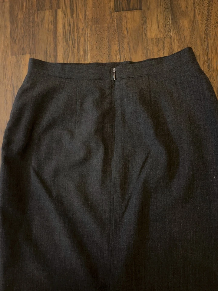 Falda larga Petite Sophisticate elástica gris oscuro para mujer talla 6 (W60209) Foto 3 de 4