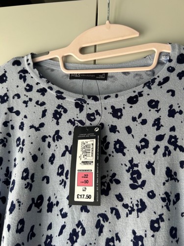 M&S Thin Light Blue Animal Print Stay-new Jumper BNWT Size 22 - Picture 3 of 5