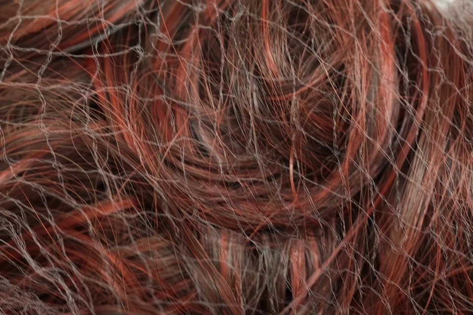 Secret Extensions Daisy Fuentes 22" Pony Fall Synthetic Hair Dark Red & Brown - Image 3 of 4