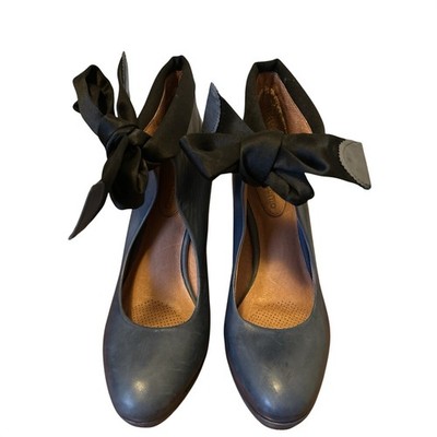CC Corso Como Dodie Navy Blue Leather Wedge Pumps Ribbon Bow Tie d Orsay 7.5