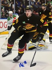 Victor MANCINI Signed 8x10 Photo! Vancouver Canucks D MAN! Prospect! W/COA