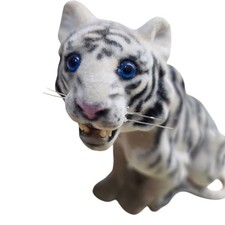 Vintage K M Velvety Textured White Siberian Tiger Blue Eyes Figure Toy GUC