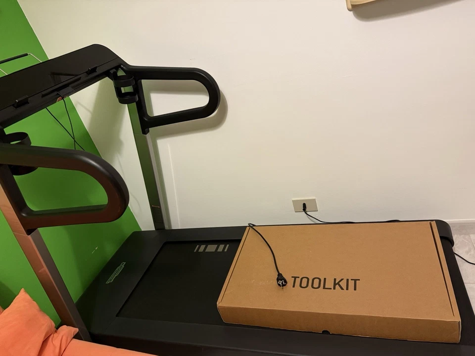 Tapis Roulant MyRun Technogym grigio usato come nuovo - Immagine 2 di 4