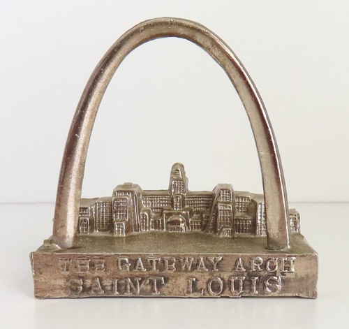 Gateway Arch Saint Louis Souvenir Paperweight Missouri Skyline Metal Vintage