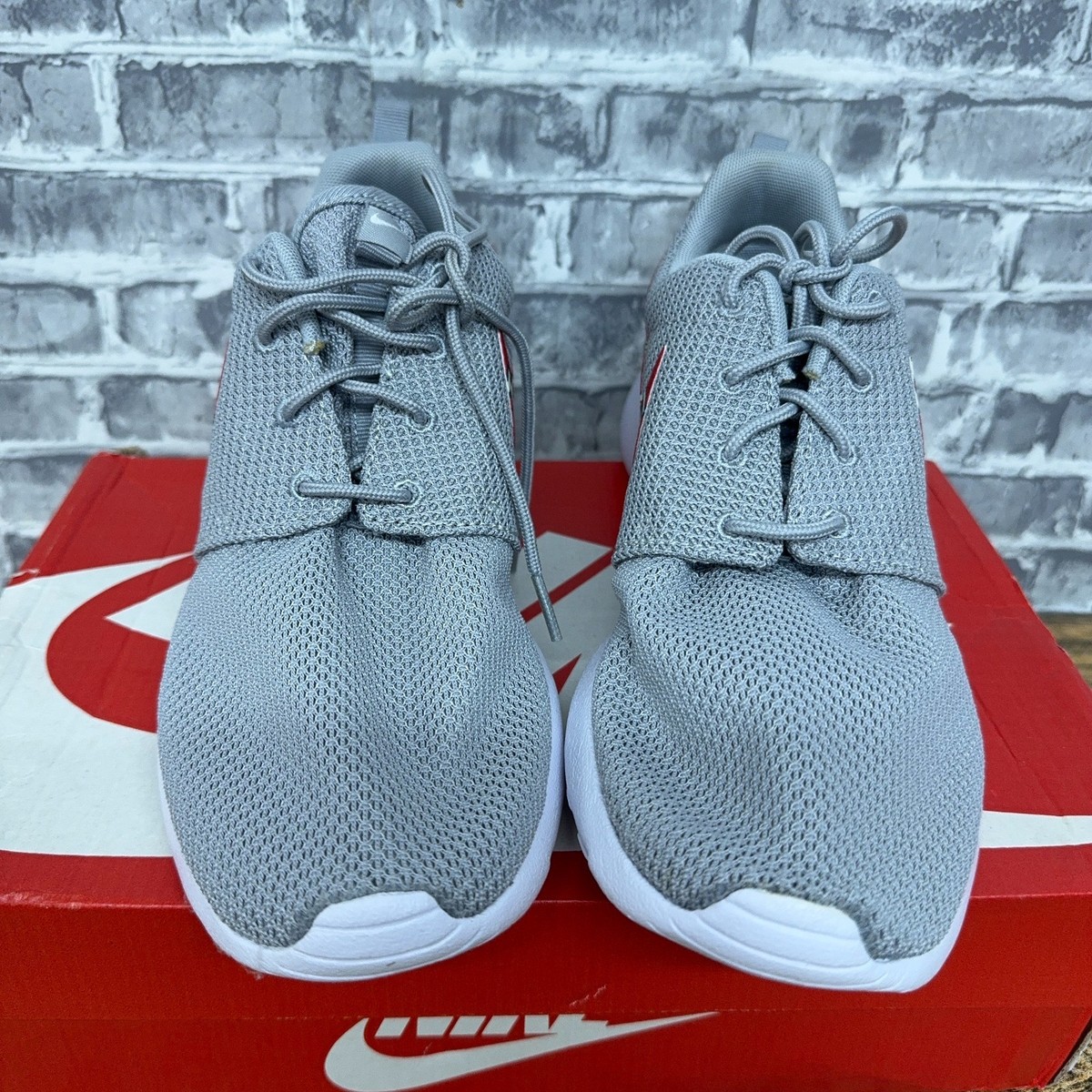 ロナウジーニョ　ストリート　スニーカー Nike Roshe One Wolf Grey St Louis Cardinals Custom 511881-023 Mens