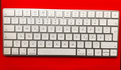 Apple Magic Keyboard A1644   QWERTZ (DE)   Aluminium/Weiß   OVP   neuwertige