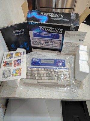 VTech Advantech Type-Right Pre-Computer Typing Tutor Vtg 1991w/ Course Book 