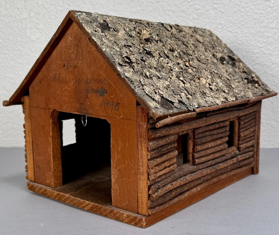 Antigua cabaña de madera del siglo XIX modelo casa juguete arte popular primitivo americano Foto 4 de 4