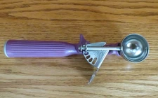 Vollrath #40 Disher Scoop 3/4 oz Purple Handle Portion Control USA