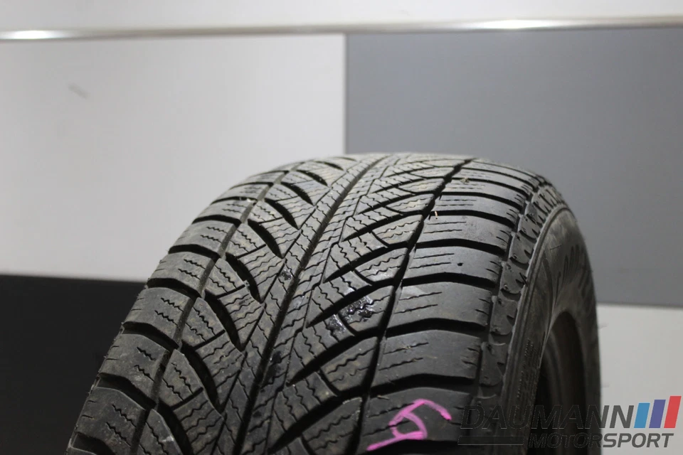 GOODYEAR ULTRAGRIP 8 RSC + 205/60 R16 92 H + Dot 18 Reifen Winter 5 mm RSC - Bild 2 von 4