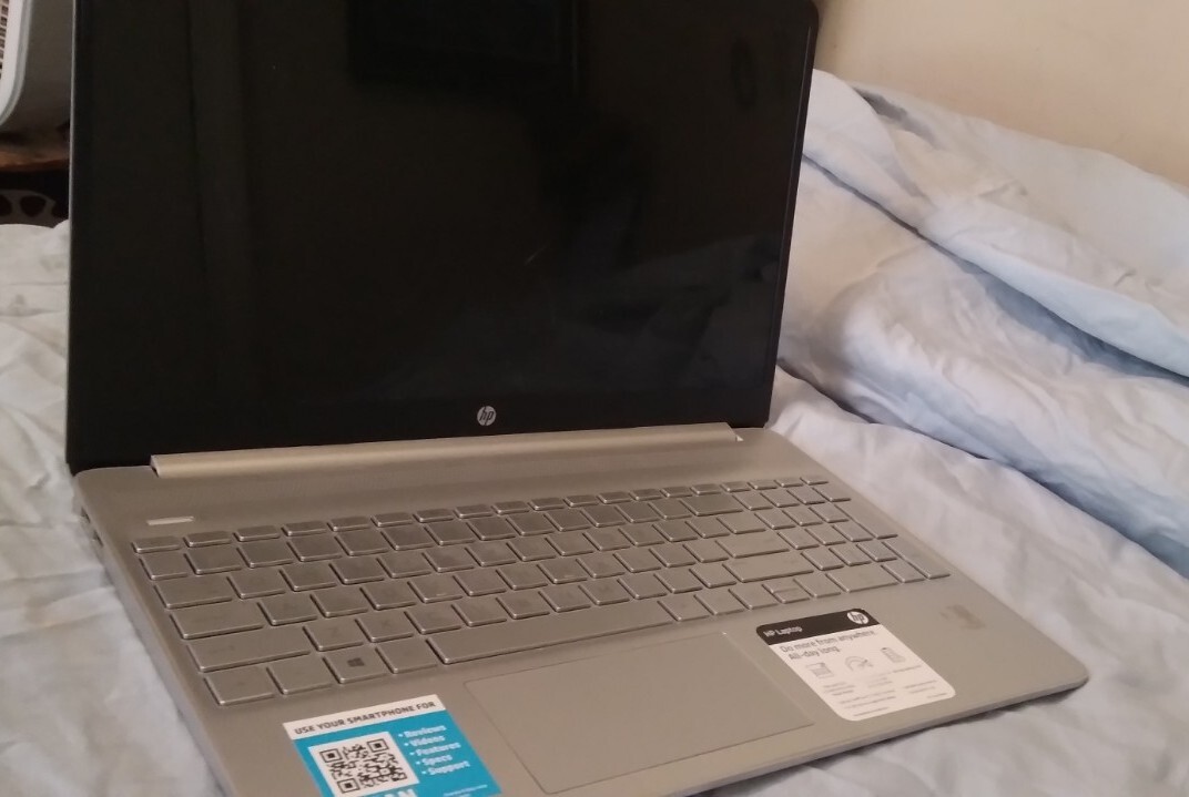 HP Notebook 15dy1024wm Laptop PARTS/REPAIR ONLY, No Charger, Doesn't