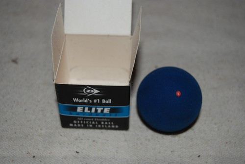 Dunlop Elite Hardball All Court Dobles Squash Ball Punto Rojo Hecho en Irlanda NUEVO - Imagen 4 de 4