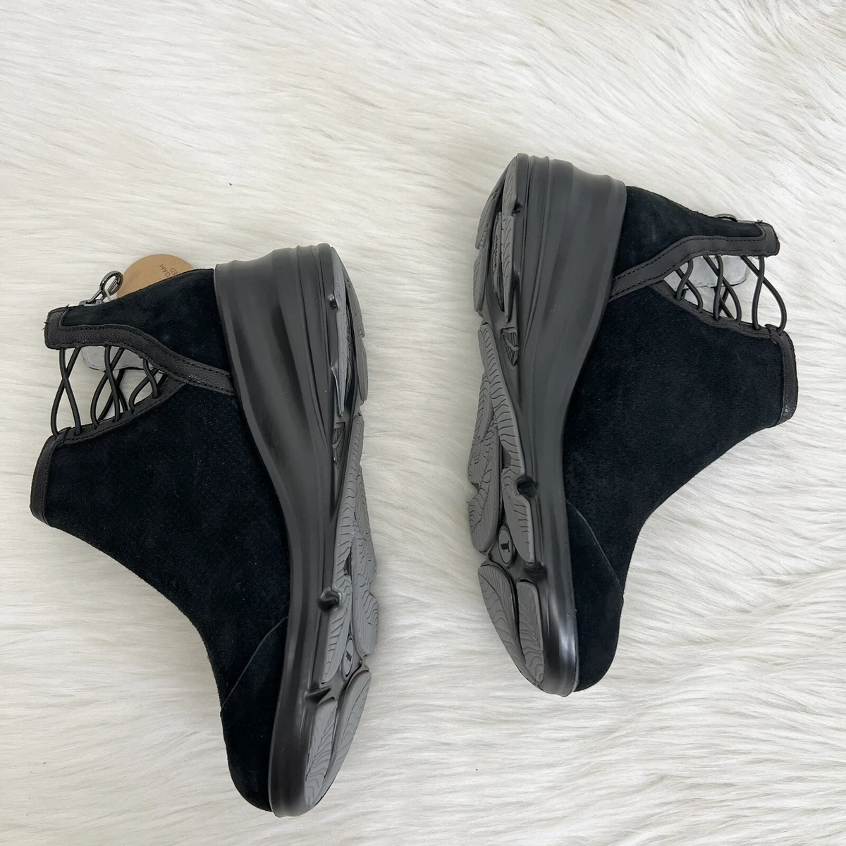 Jambu Naomi Black Leather Wedge Heel Zip Boot Women s Size 8