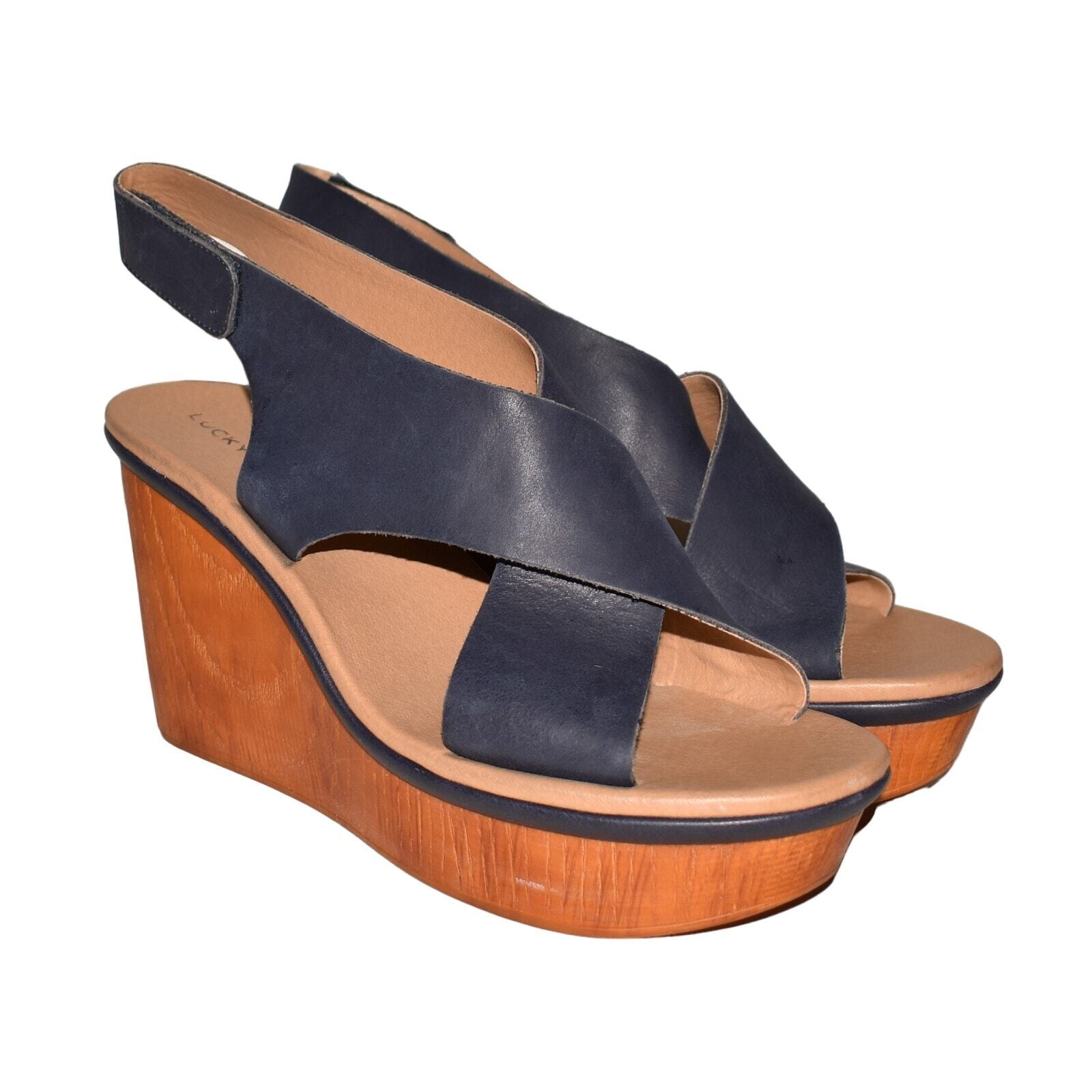 Sandalia de cuña con plataforma entrecruzada de cuero Odalio azul 10 M LUCKY BRAND $120