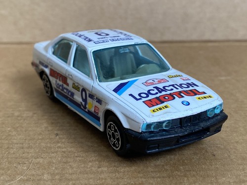 Bburago BMW 535i, Motul Racing, 1:43 Scale, Die Cast, Rare, White, 4158, 90's. - Picture 6 of 8