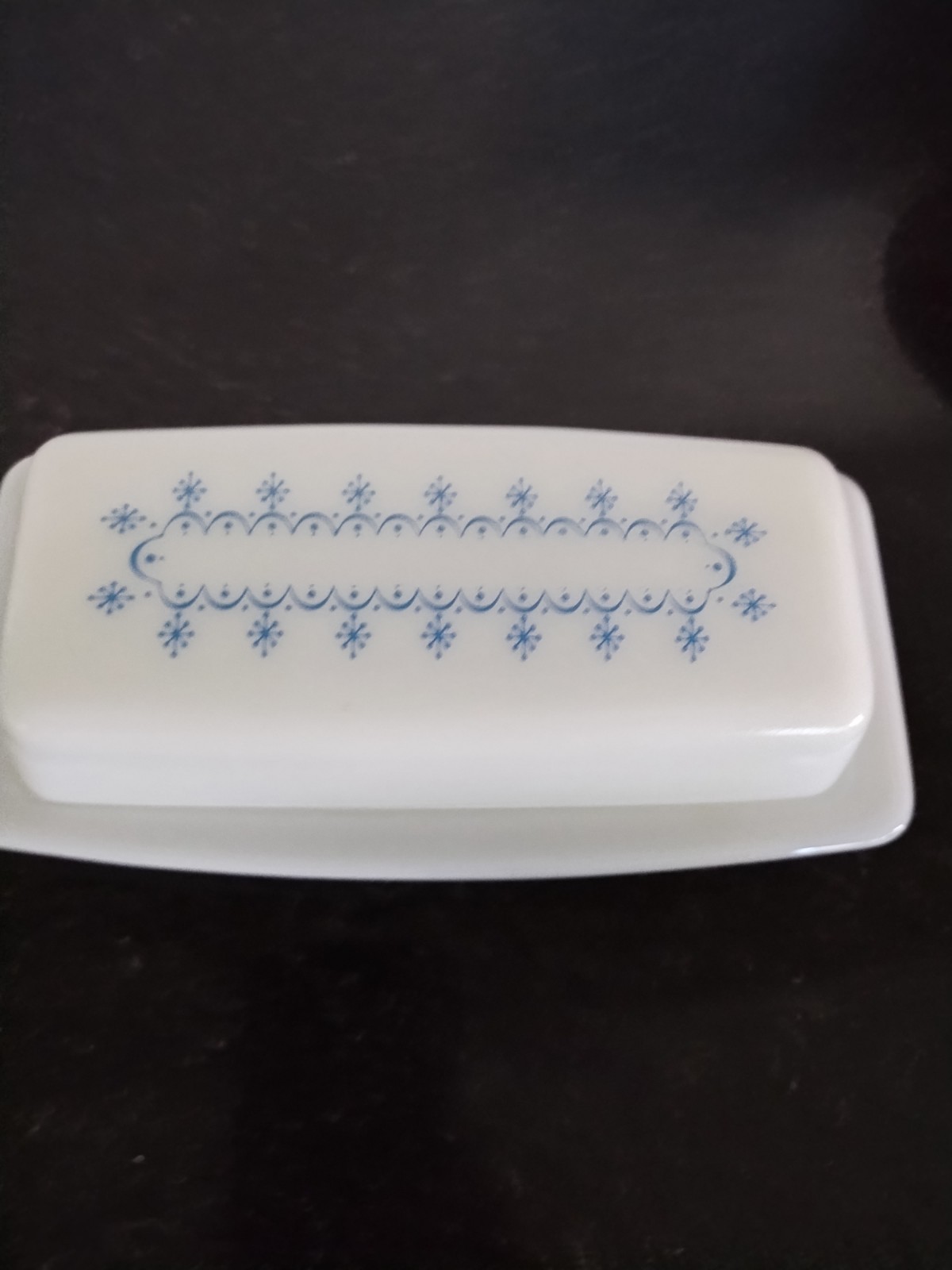 Pyrex Blue Snowflake Garland Butter Dish Blue White USA Vintage