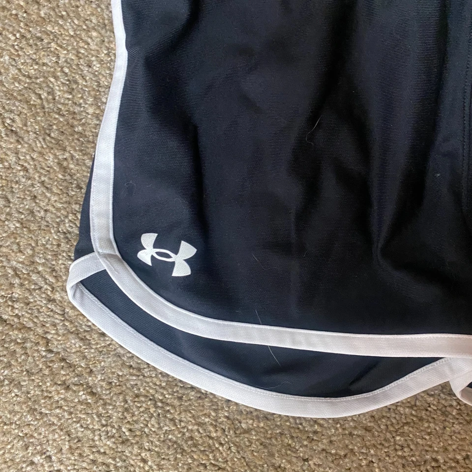 Under Armour Heatgear Running Shorts Loose Youth Large Black Drawstring Sports - Image 2 of 4