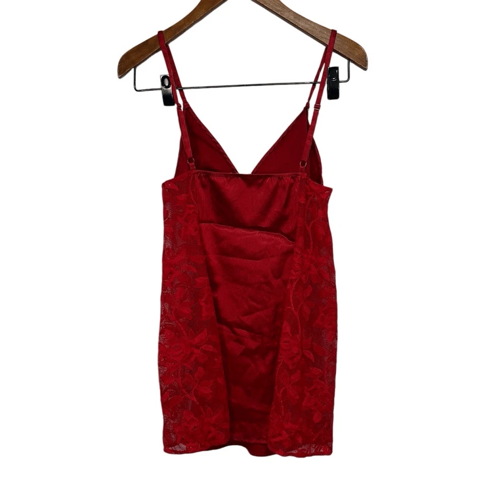 Sexy peluche Victoria’s Secret para mujer talla L lápiz labial corto rojo sedoso # G317 Foto 2 de 4