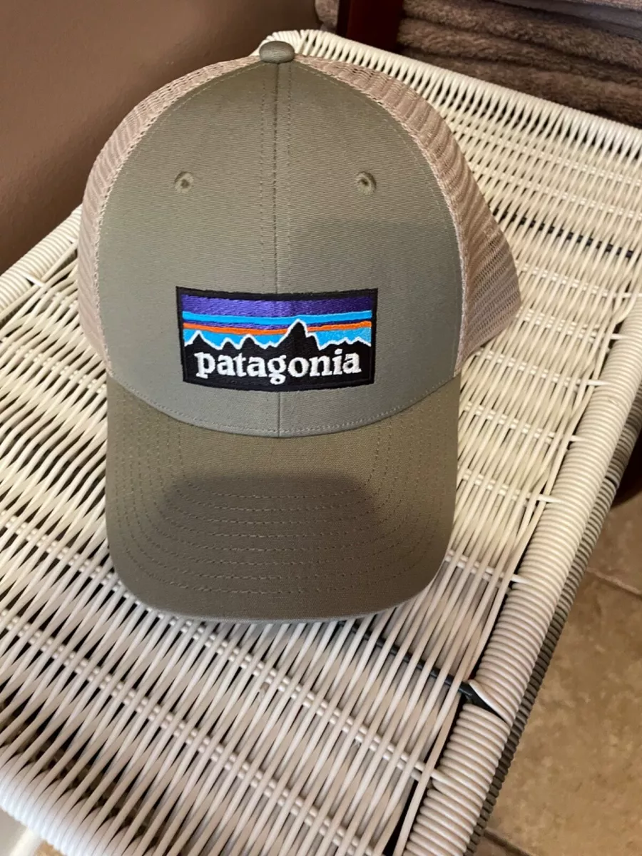 Casquette Patagonia P-6 LOGO LOPRO TRUCKER HAT