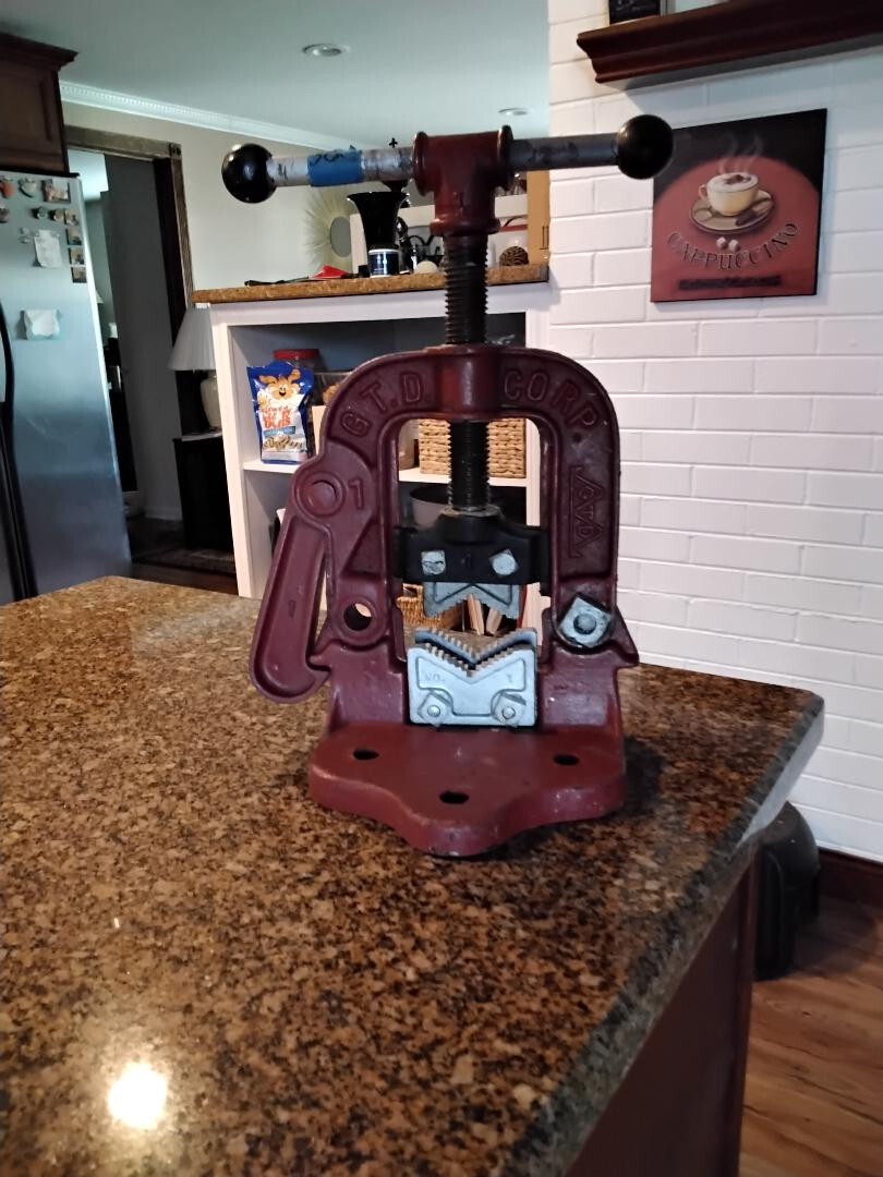 Greenfield Mass NO. 1 " Vintage Pipe Vise eBay