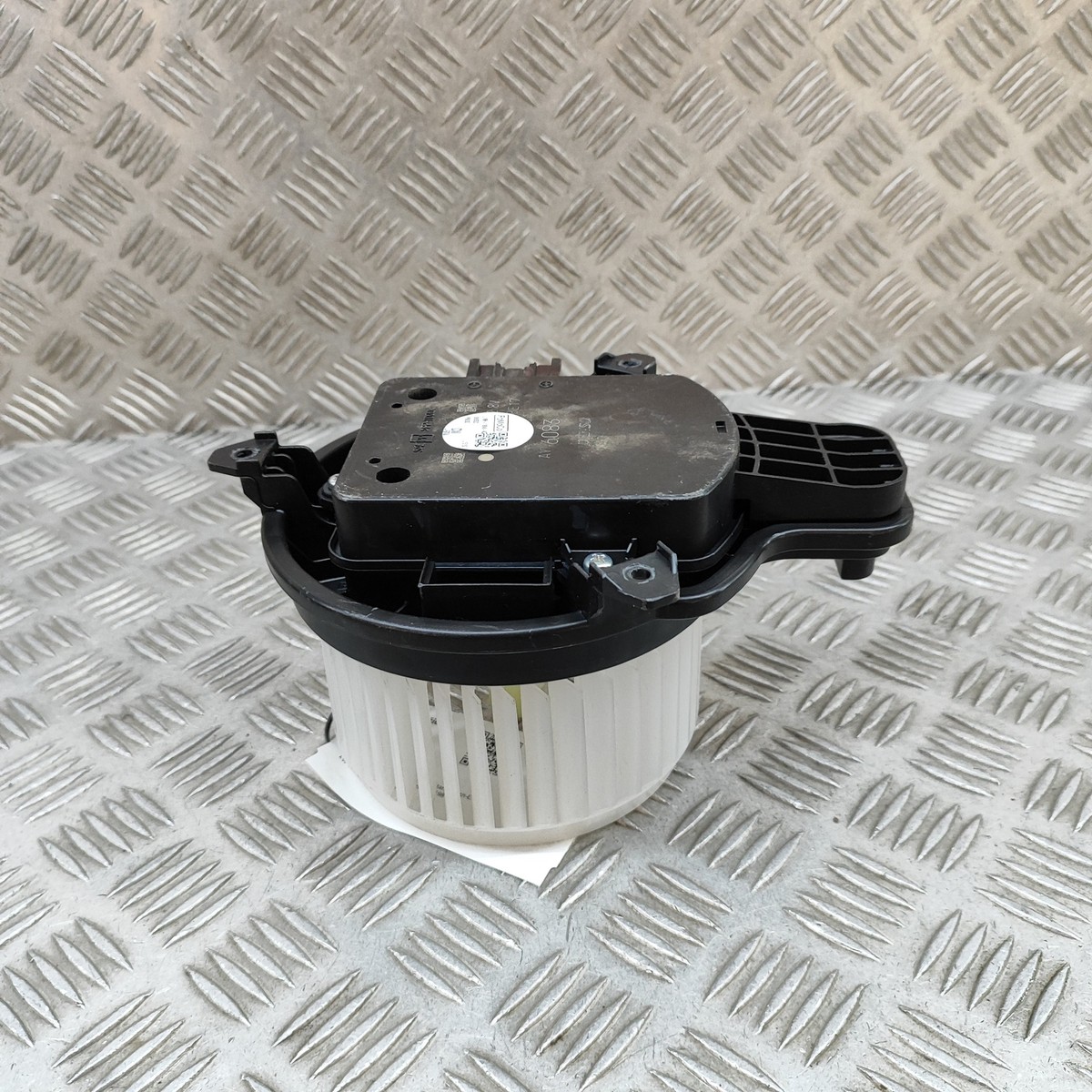 アンギラ FORD Mustang Mach-E Heater Blower Fan L1MH-19846-AC 2023 RHD