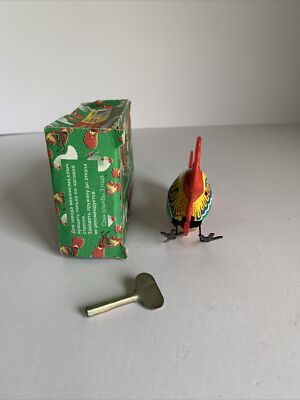 Vintage Russian Wind Up Toy USSR Bird Toy w/ key box CHICKEN