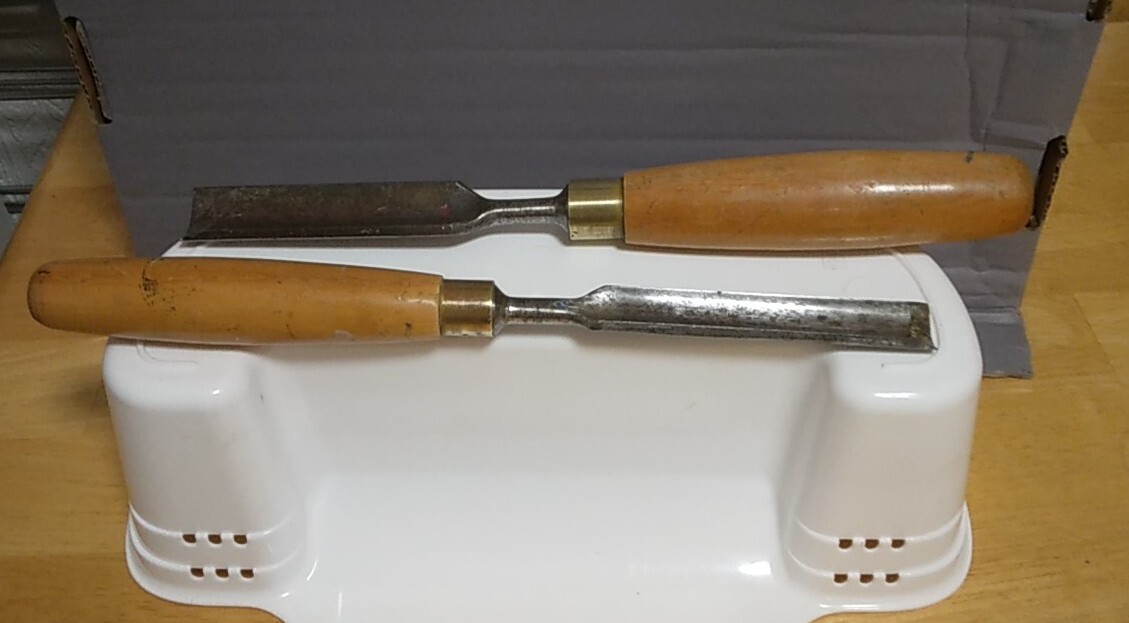 Vintage Marples 2 Off Woodturning Gouge Chisels made in Sheffield