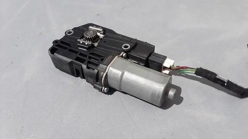 2020-2023 VOLKSWAGEN ATLAS CROSS REAR PANORAMIC SUNROOF MOONROOF DRIVE MOTOR OEM - Picture 4 of 10