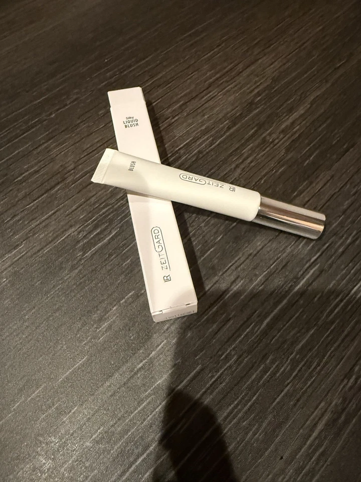 LR ZEITGARD Signature Glowy Liquid Highighter Rose Gold, 10 ml, Neu - Bild 2 von 3