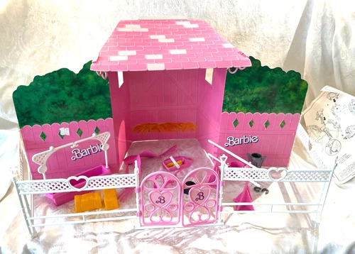 Vintage Arco Barbie Doll Blinking Beauty Corral HORSE PONY Stable Barn Playset