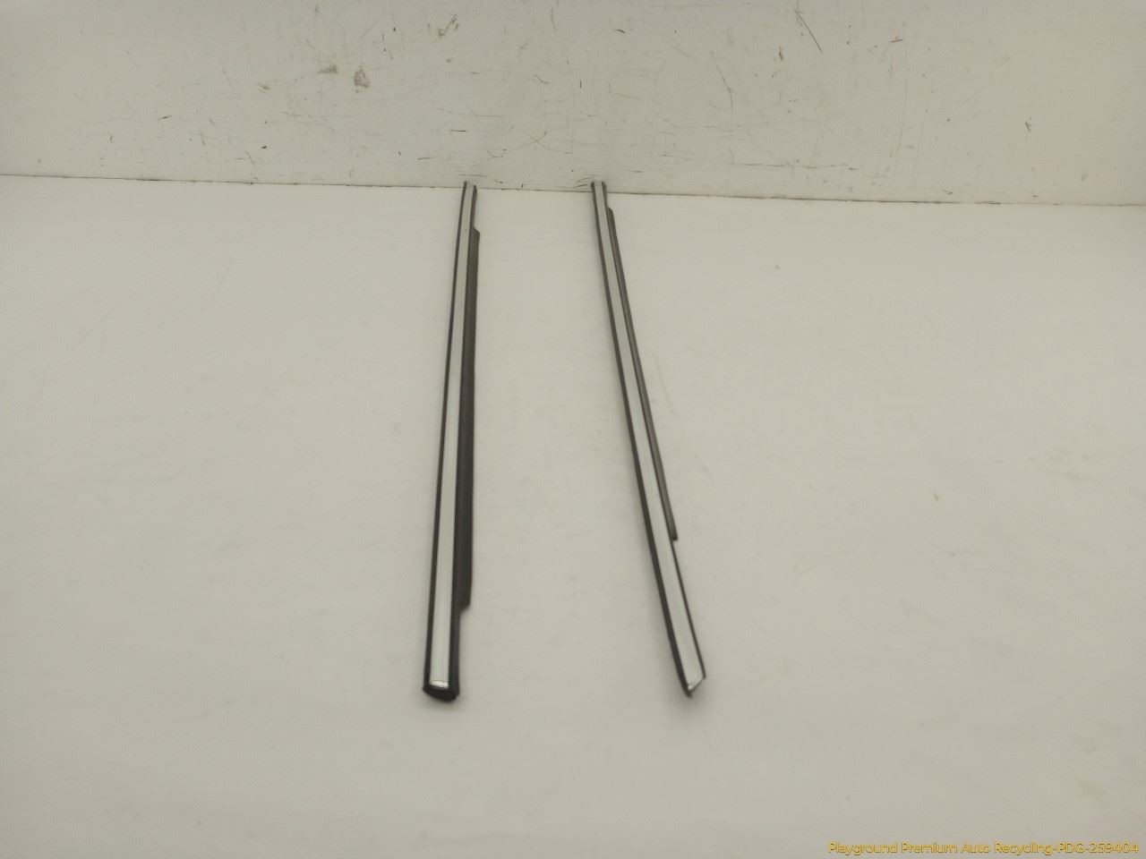 Maserati Quattroporte 2003-2012 FRONT+LEFT, RIGHT Trim molding
