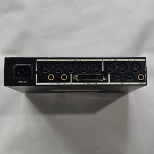 Motu Micro Express 4x6 96 Channels USB Bus MIDI SMPTE USED NO CABLES GOOD - Picture 2 of 3