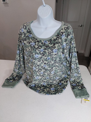 NEW Flora Nikrooz Womens Super Soft PJ Pajama Top Shirt Size M Leopard Print NWT