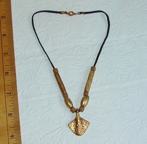 Artisan Brutalist Pendant 14" Choker NECKLACE, Bronze-Gold, Boho Ethnic E31