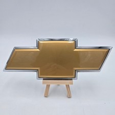 2007-2013 Chevrolet Silverado Avalanche Tailgate Emblem Oem 15129651 2007-2013 Chevrolet Silverado Avalanche Tailgate Emblem Oem 15129651