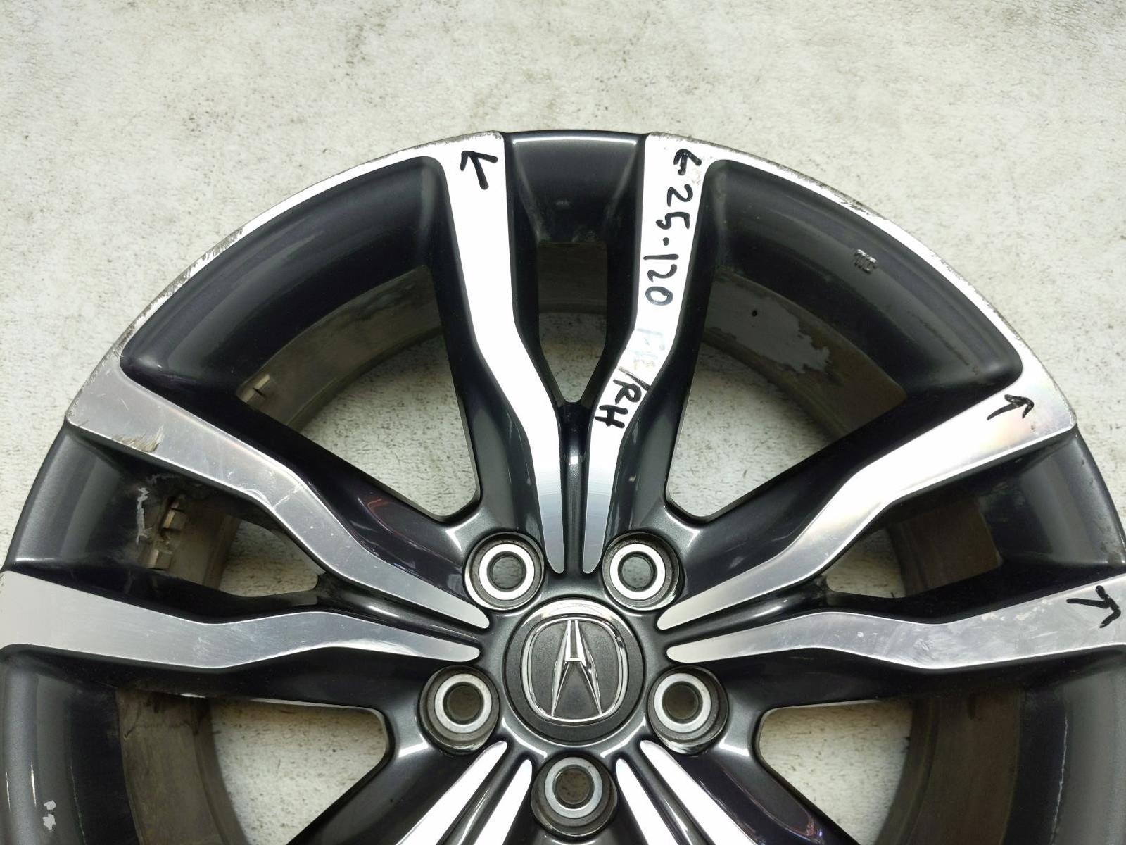 2019-2020 Acura Mdx 20X8.5" Aluminium Alloy Wheel Rim 42800-Tyr-A30 Curb Rash.