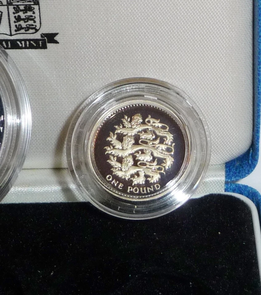 1997 Proof Symbols of Freedom, A Two-Coin Ultra Rare Set W/box and Certificate - Image 4 of 4
