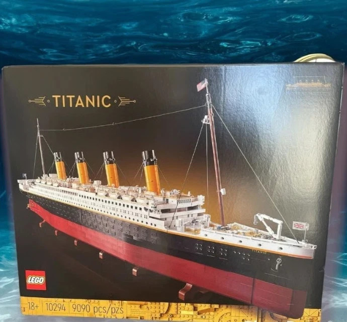 LEGO Creator Expert: Titanic (10294) BRAND NEW & SEALED - "Read Description"
