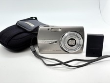 Vintage OLYMPUS Stylus 810 8.0MP Digital Camera w/Case Battery Tested / WORKS