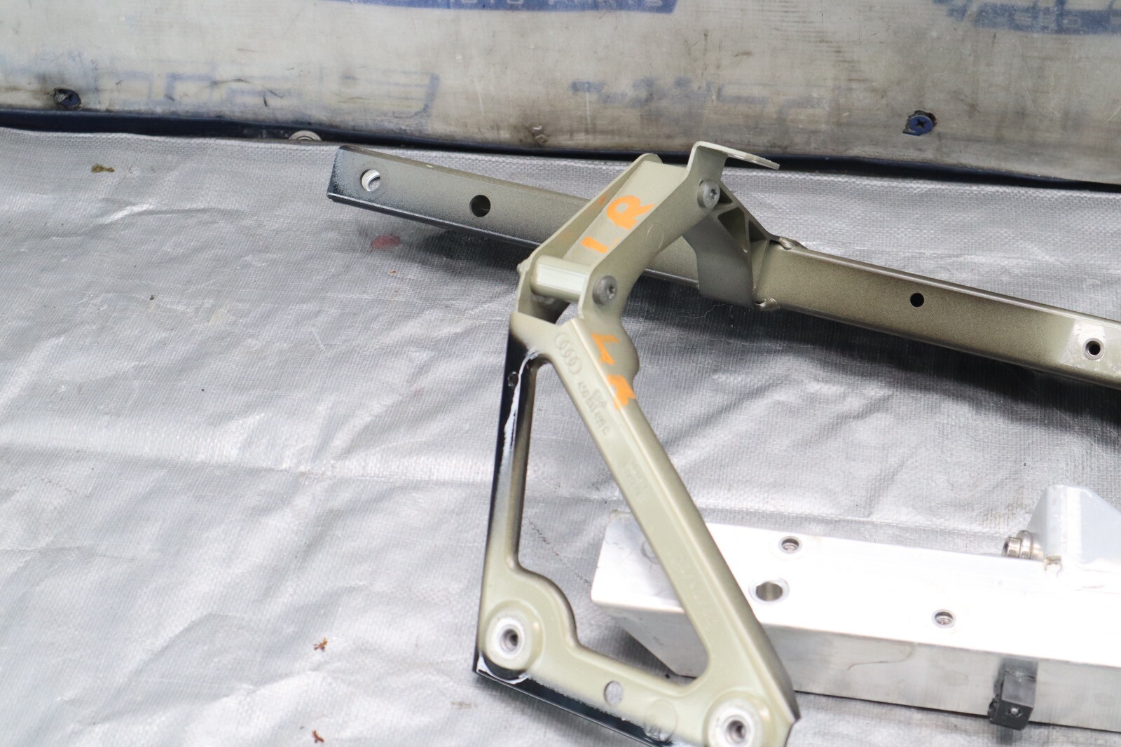 2022 2023 AUDI R8 V10 5.2L AWD OEM LH REAR QUARTER PANEL 4S8814201D 4S0813499C