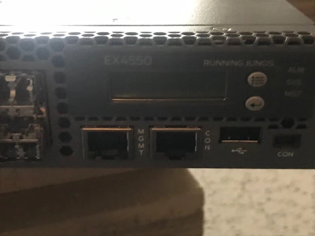 Juniper EX4550 32GB CMMEU10ARA + 25 X 740-021308 10GB SFP+ SR, H - Image 4 of 4