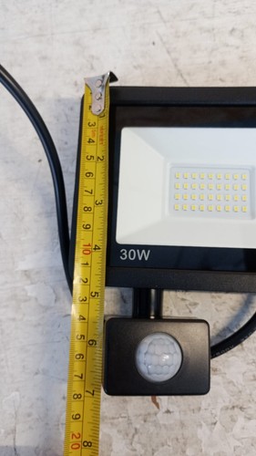 Security Light Outdoor Motion Sensor, 30W Led Pir Floodlight with Remote Control - Picture 5 of 11