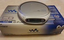 Sony Walkman Personal CD Player with FM Radio Tuner D-FJ211
