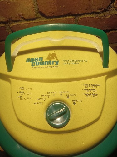 "OPEN COUNTRY" Food Dehydrator & Jerky Maker, Great Condition! - Picture 2 of 7
