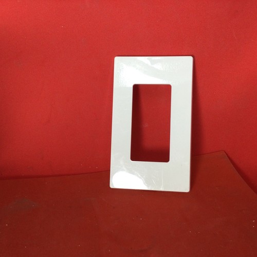 leviton-80301-sw-20-pack-1-gang-decora-plus-wallplate-screwless-snap-on