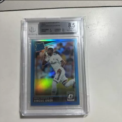 2018 Vinicius Junior 42/149 Rated Rookie Optic Aqua BGS 8. 5