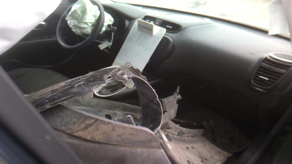 二手前右门窗调节器 前部 适合:2016 起亚 Soul 电动前部 — 第 4/4 张图片