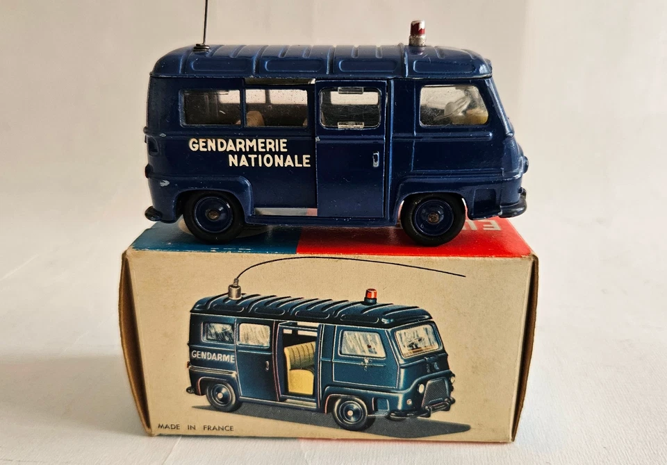 CIJ Renault estafette gendarmerie original ancien 1/43 ref. 3/93 - Photo 4/4