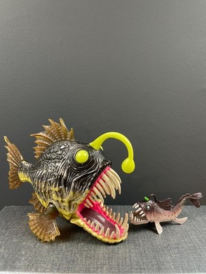 Chap Mei Deep Sea Anglerfish with Chomping Mouth and mini version Action Figures