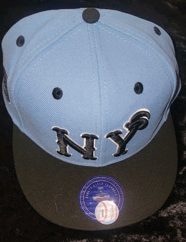 Ebbets Field Flannels  New York Black Yankees New Fitted Hat. Size 7-1/2.